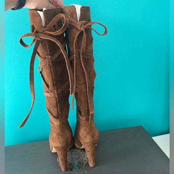 Vince Camuto Millay Boots. - Picture 5 of 8